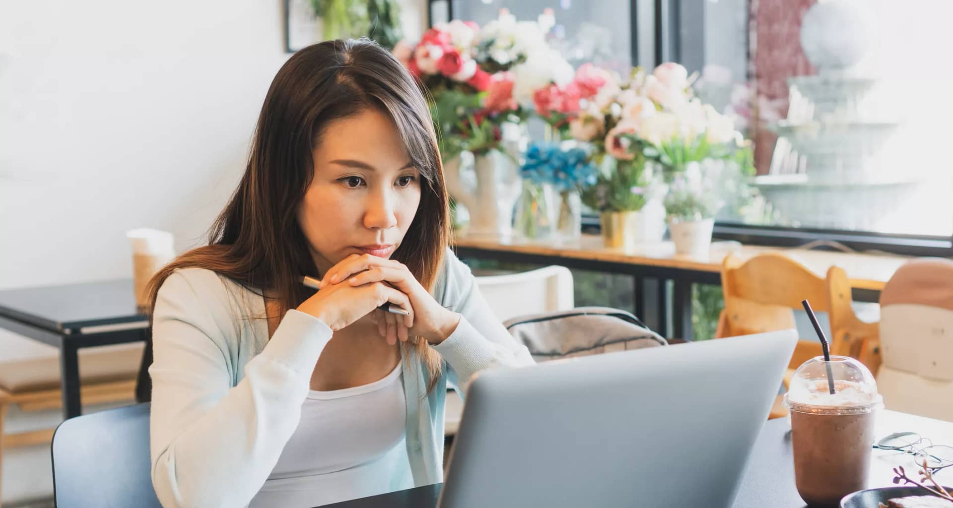 woman s laptop serious gettyimages .jpg