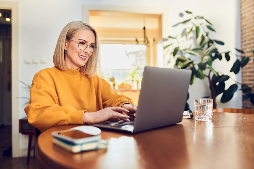 woman s s laptop gettyimages