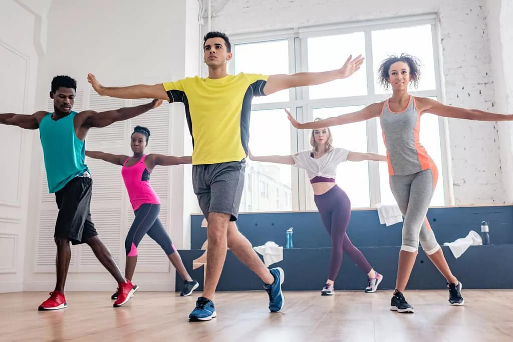 exercise dance RXCpHo.width .jpg