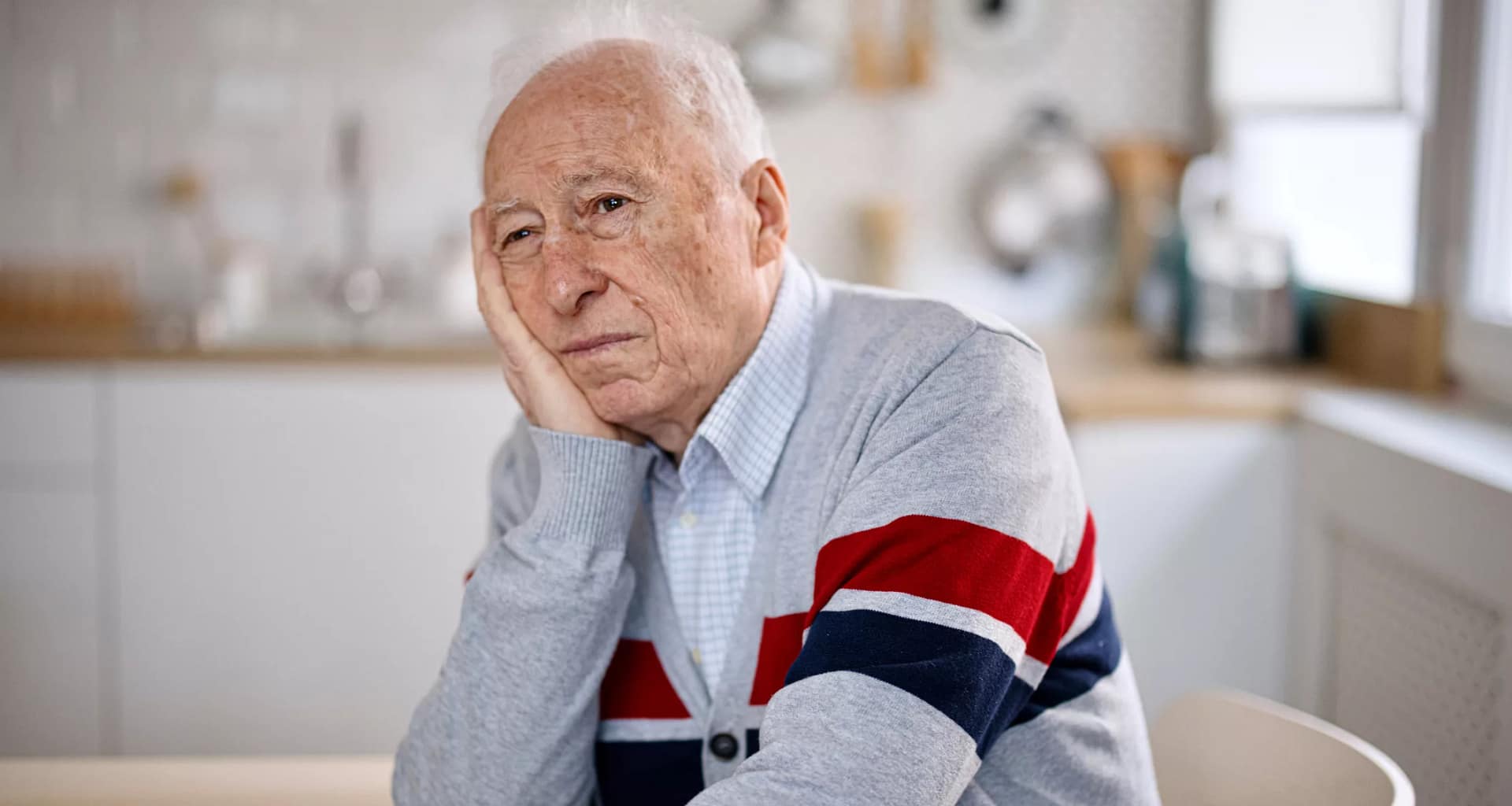 senior man bored gettyimages .jpg