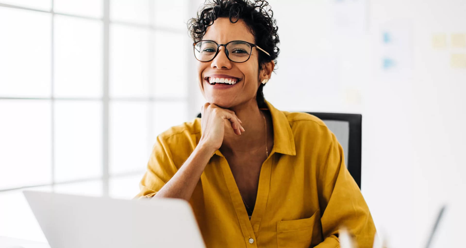 woman s laptop smiling gettyimages .jpg