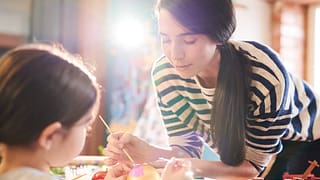 Woman and child crafting RDtBir.width .jpg