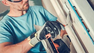 Man working on home improvements oAzwBV.width .jpg