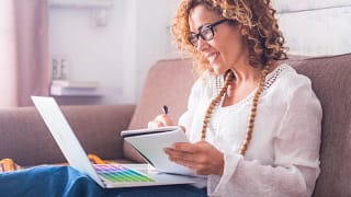 woman s laptop notebook gettyimages .jpg
