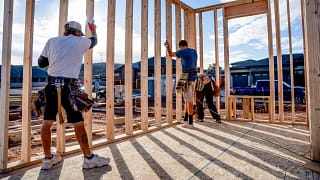 construction workers building house fBAHDZQ N.width .jpg