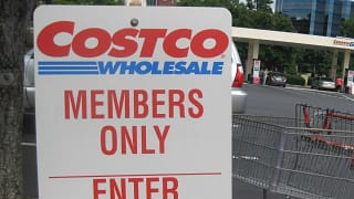Costco Members Only Sign KADCr.width .jpg