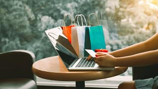 Credit card laptop shopping bags wNzkBDV.width .jpg