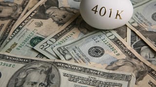 gettyimages k nest egg bills.jpeg