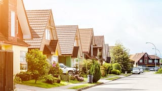 Middle class neighborhood bfRNveX.width .jpg