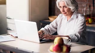 woman on laptop .jpg