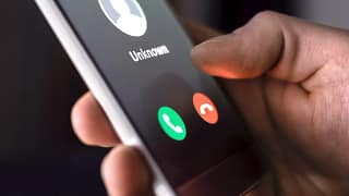 getty cold call scam alert fraud phishing x e.jpg