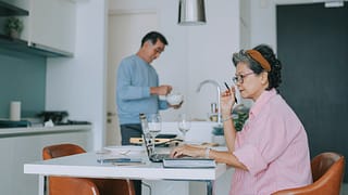 Here’s the Average Social Security Benefit for Every Claiming Age From 62 to 70