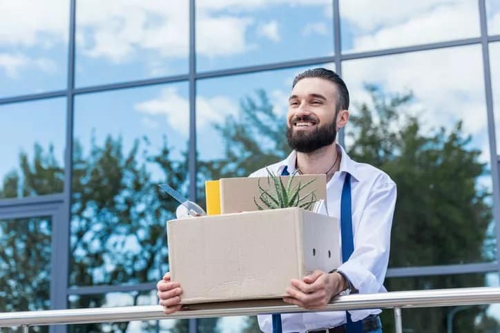 man with box quitting job tVtpFnF.width .jpg