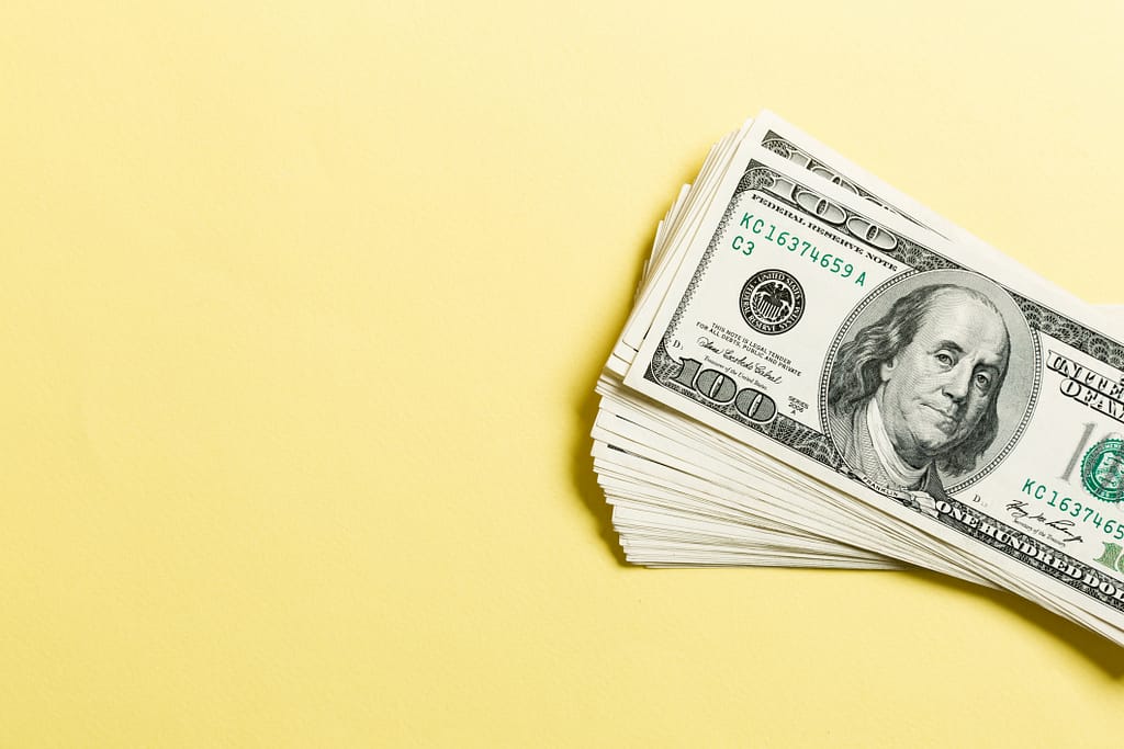 hundred dollar bills.jpg