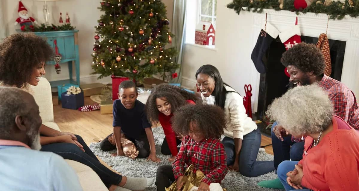Family opening gifts Christmas fLpsvH.width .jpg
