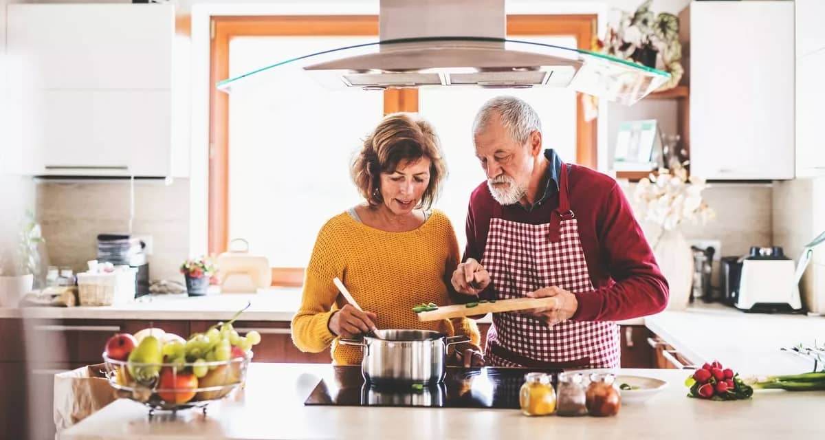 Older couple cooking at home gDjrP.width .jpg