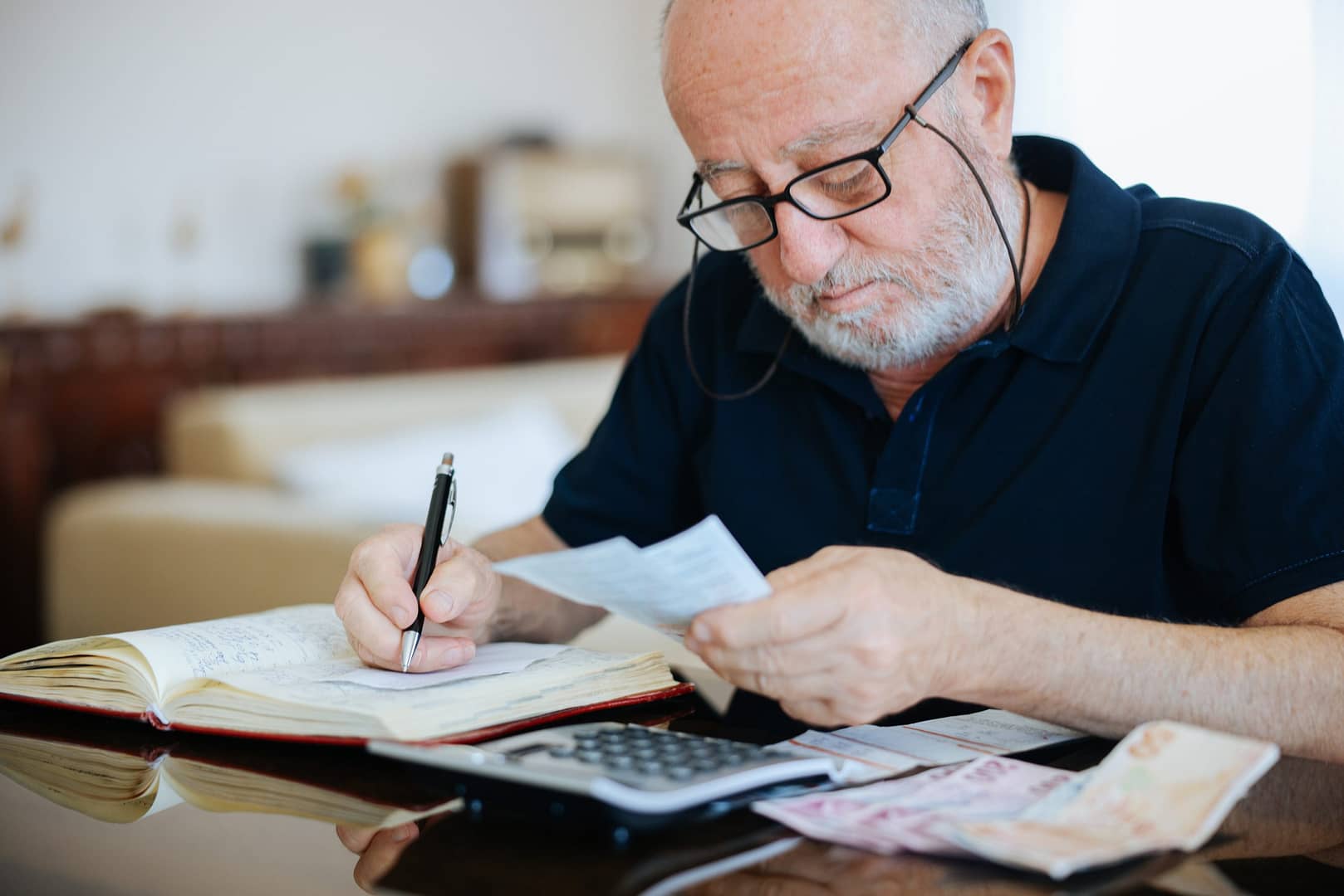Aiming for the Max Social Security Benefit? Here Are 3 Things to Know