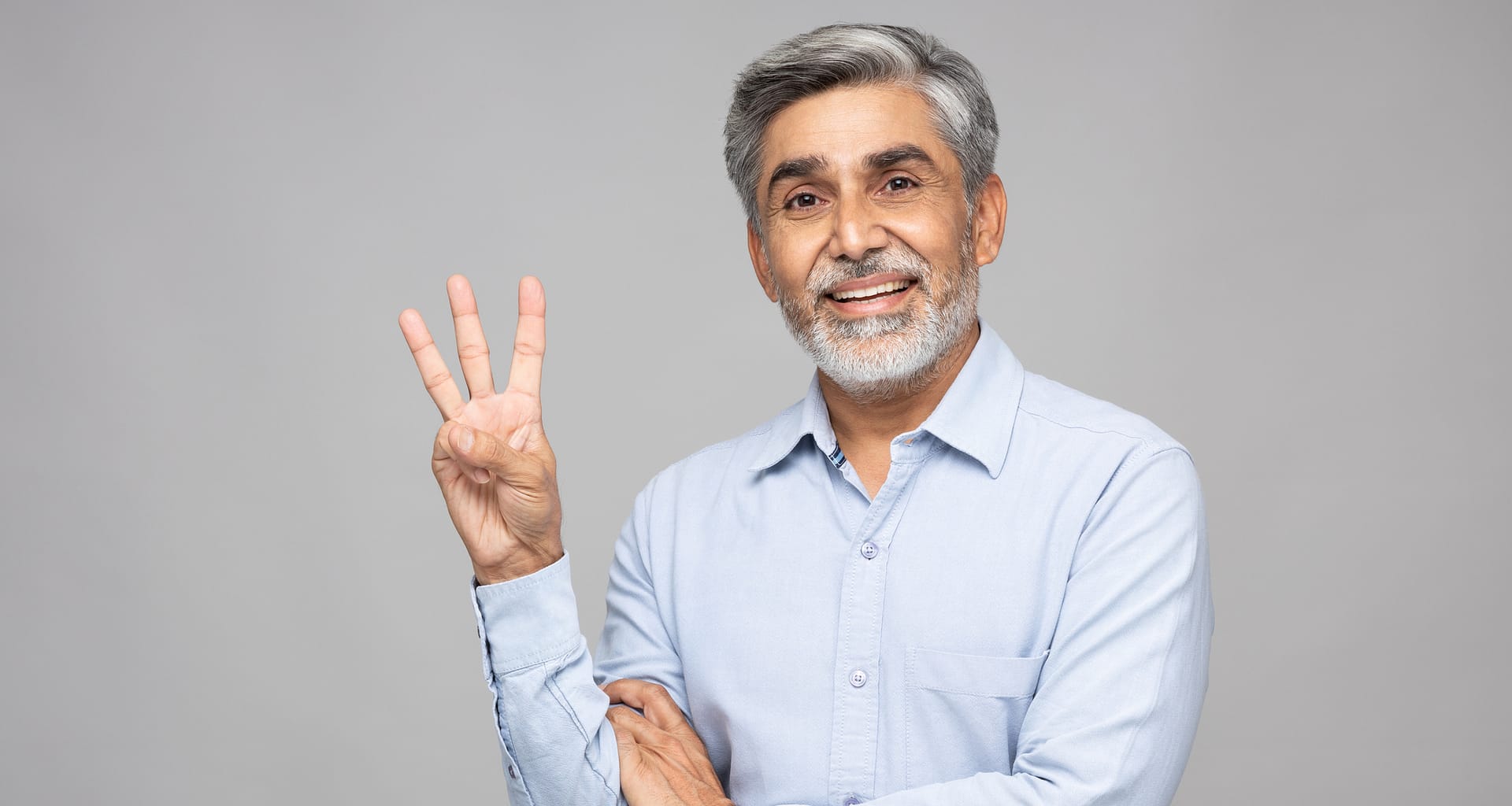 getty three fingers three things grey beard pdZPS