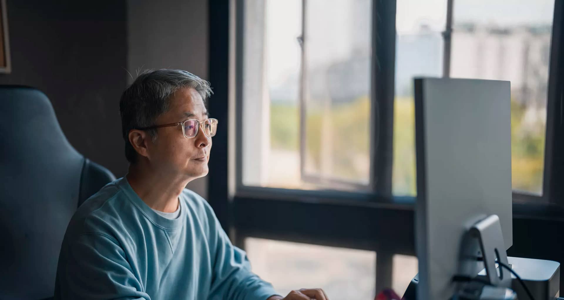 man s computer gettyimages .jpg