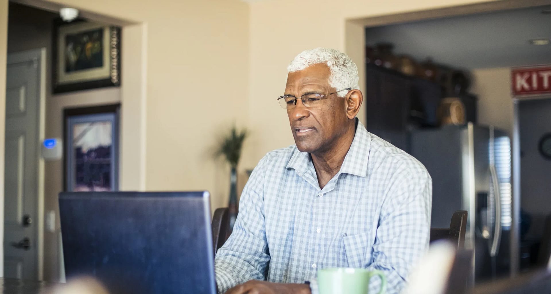 senior man laptop gettyimages .jpg