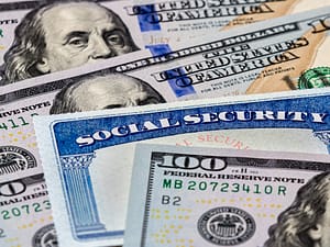 Should Social Security Invest Its Money in the Stock Market?
