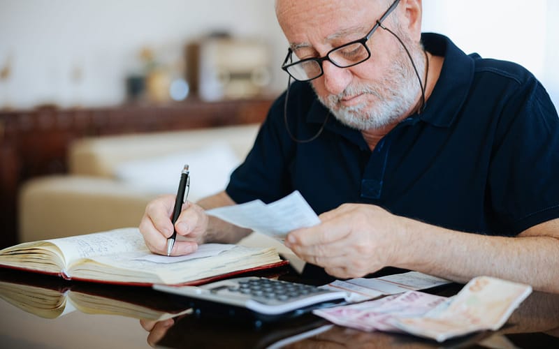 Aiming for the Max Social Security Benefit? Here Are 3 Things to Know