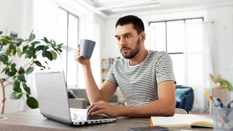 Under 35? Here’s the Average Retirement Savings for People Your Age