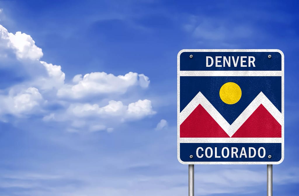 getty welcome to denver colorado.jpg