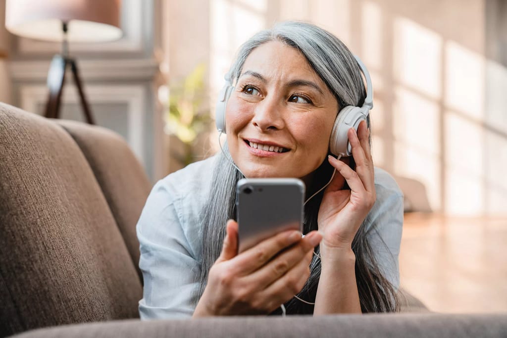 listening to phone podcast music.jpg