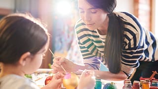Woman and child crafting RDtBir.width .jpg