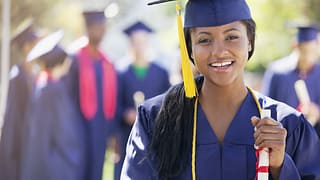 graduation GettyImages TUzNjjH.width .jpg