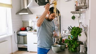 man cooking pasta at home.width .jpg