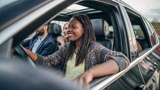 woman rideshare driver Mkluao.width .jpg