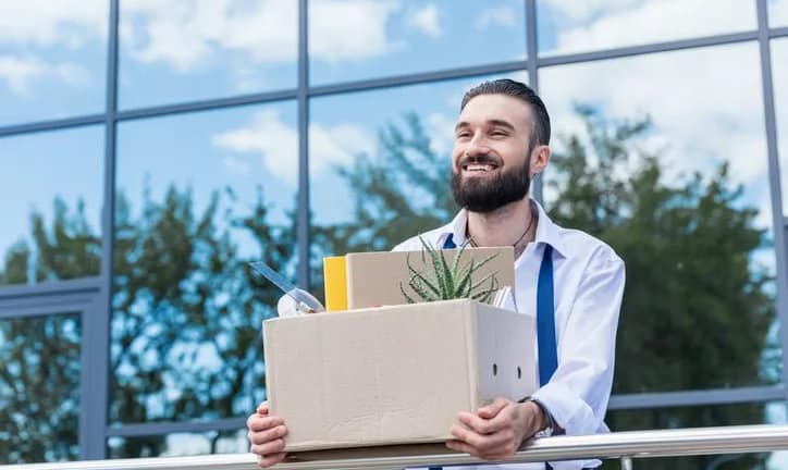 man with box quitting job tVtpFnF.width .jpg