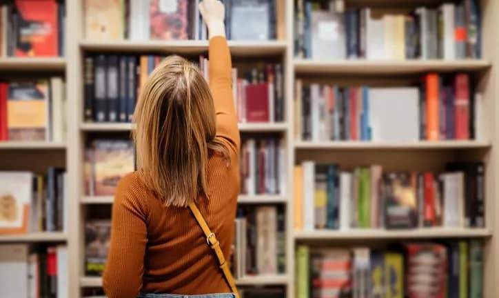 woman in bookstore.width .jpg