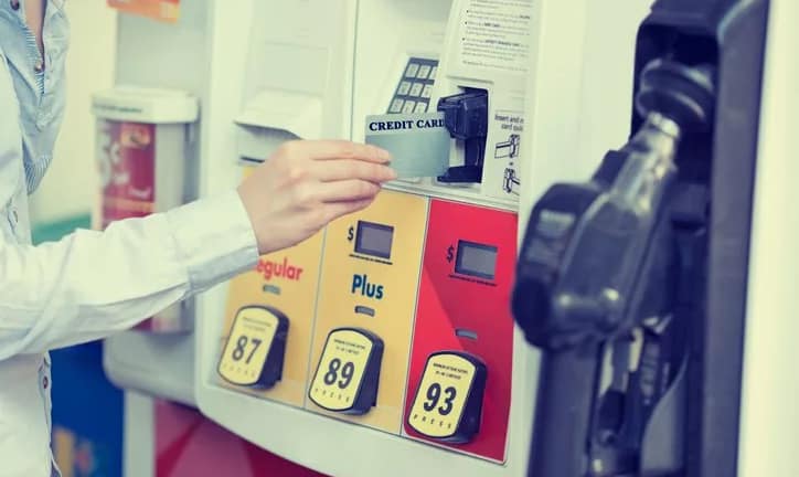 gas pump credit card.width .jpg