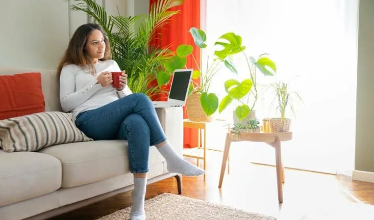 work from home couch CBAKSb.width .jpg