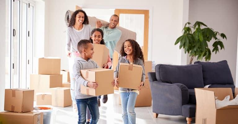 moving boxes xNsUojW ycmlcS.width .jpg