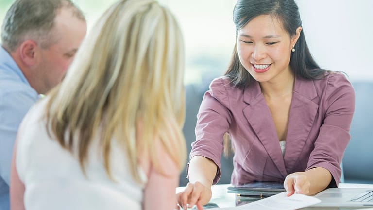Couple meet with personal loan advisor wpMAc.width .jpg