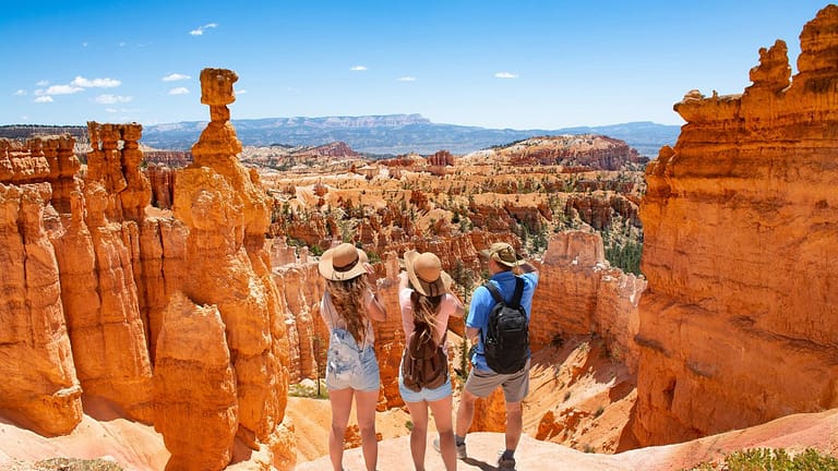 Family vacation red rocks QELGlp.width .jpg