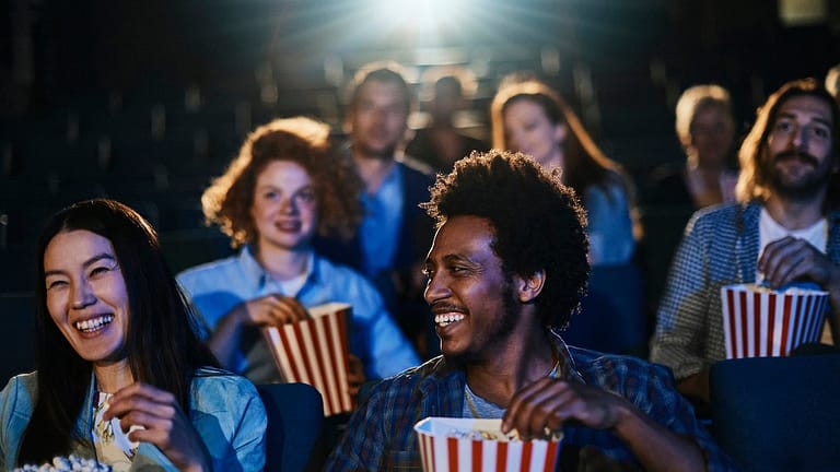 people in a movie theater aBOipb.width .jpg