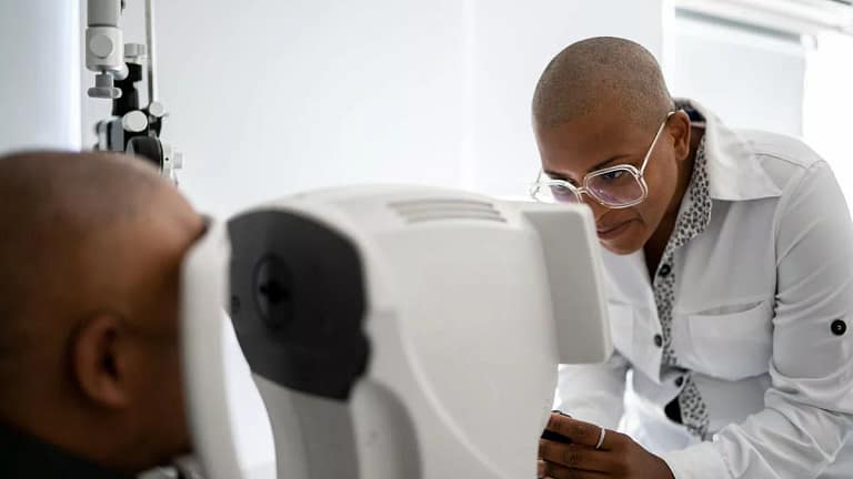 Person getting their eyes scanned by tech. ji.width .jpg