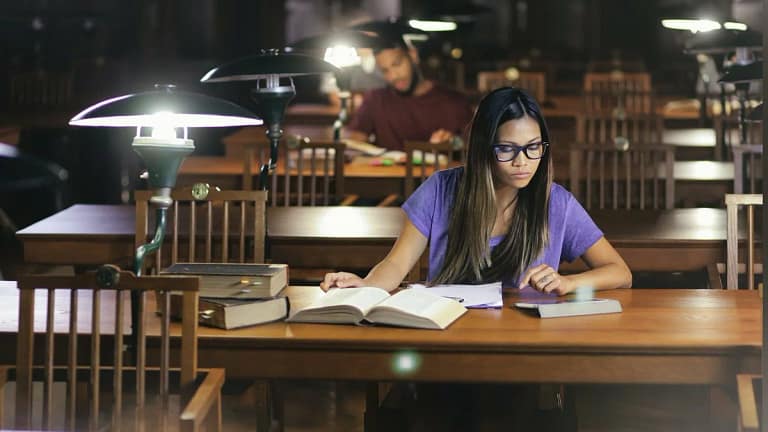 woman in college library RUtK.width .jpg