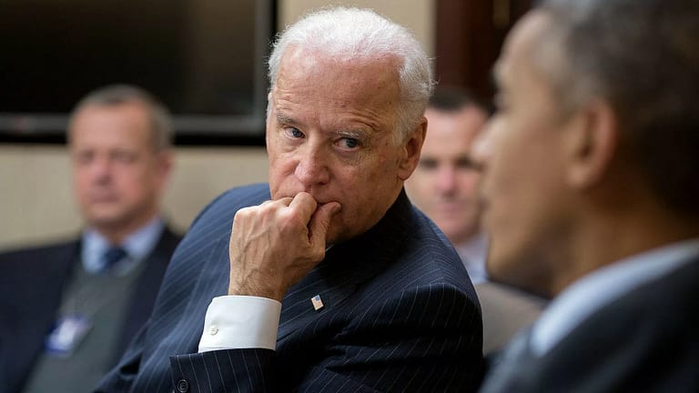 biden wh photo by pete souza.jpg