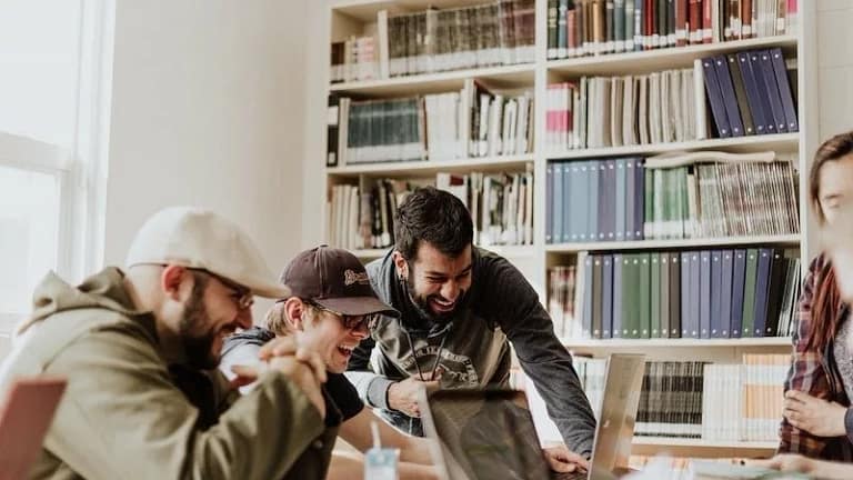 employee burnout happy employees cxeFfek.width .jpg